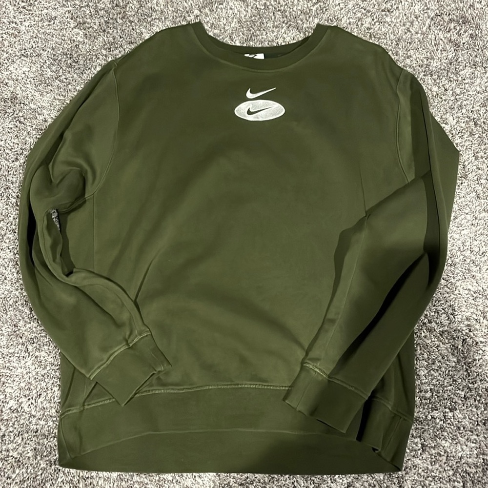 Men’s Nike Green Crew